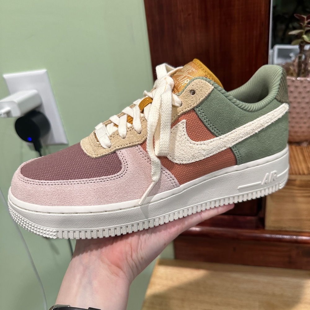 Nike Air Force 1 ‘07 LX